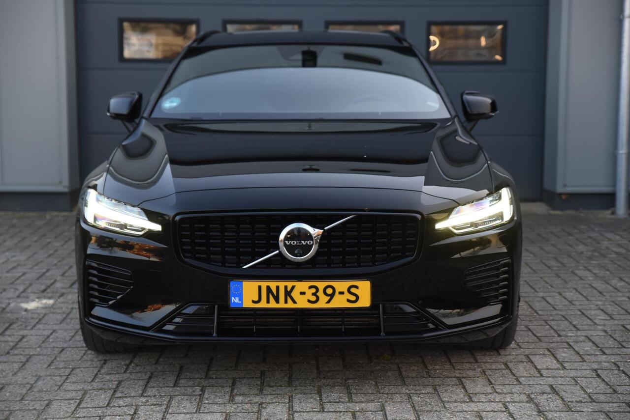 Volvo V60 2.0 T8 Plug-in hybrid AWD Plus Dark