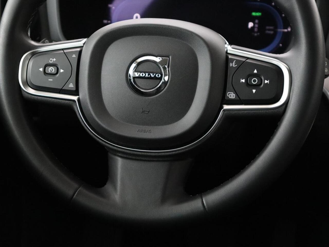 Volvo V60 2.0 T6 Plug-in hybrid AWD Core Bright | Trekhaak | Achterbankverwarming | Adaptive cruise | Carplay | Stoelverwarming | Climate control | Keyless | Parkeerhulp | PHEV | Plug In