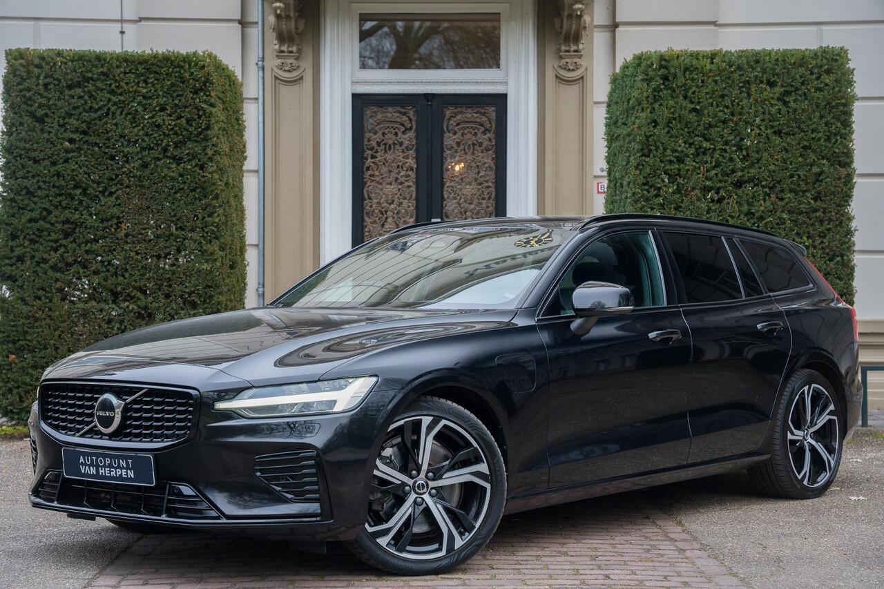 Volvo V60 2.0 T8 Plug-in hybrid AWD Plus Dark TREKHAAK | ADAPTIVE | H&K | MEMORY | CAMERA