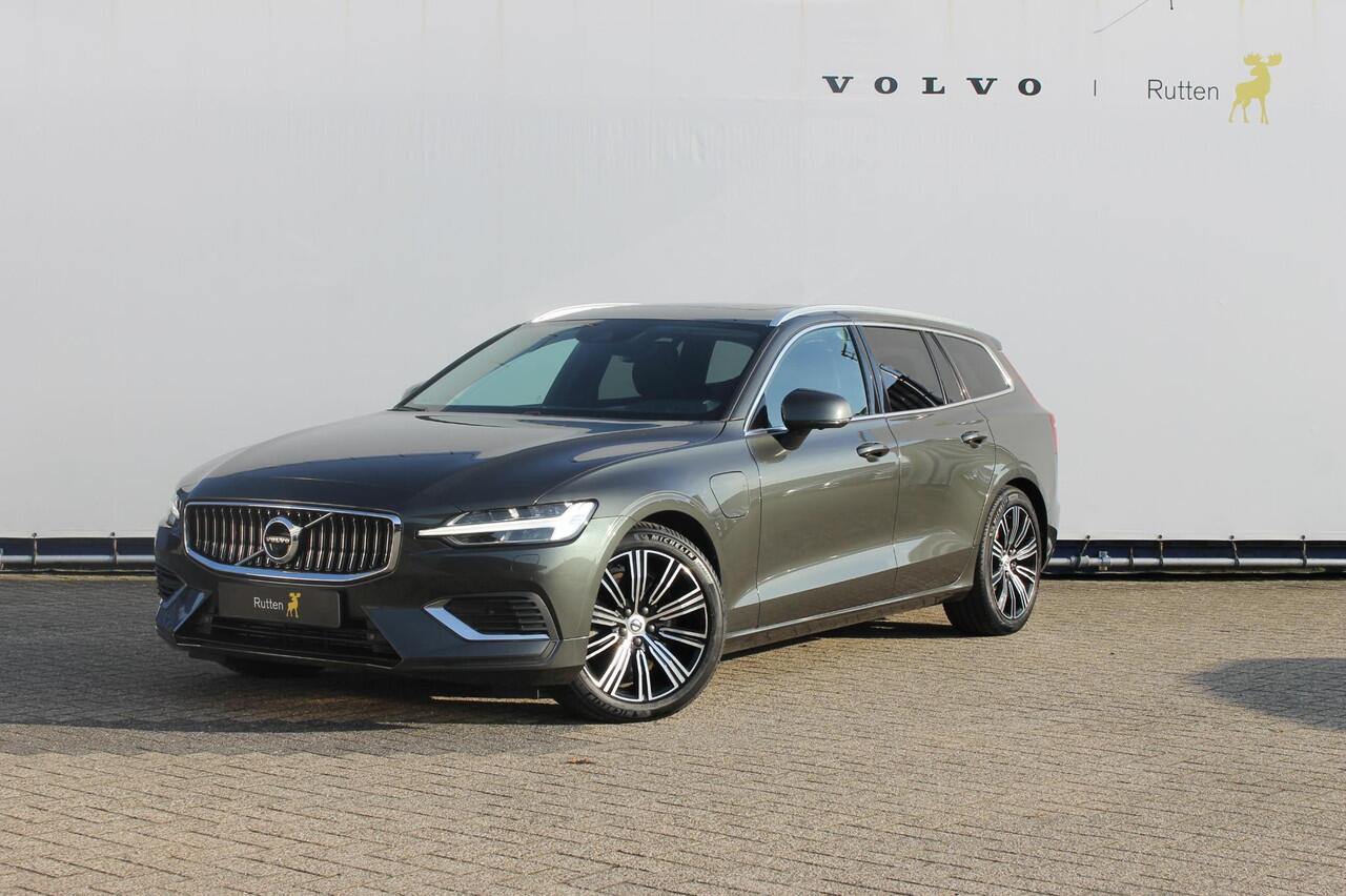 Volvo V60 T6 350PK Automaat Recharge AWD Inscription Panoramisch schuif-kanteldak / Semi elektrisch wegklapbare trekhaak / DAB+ / Apple Carplay / Lederen bekleding / 360graden camera
