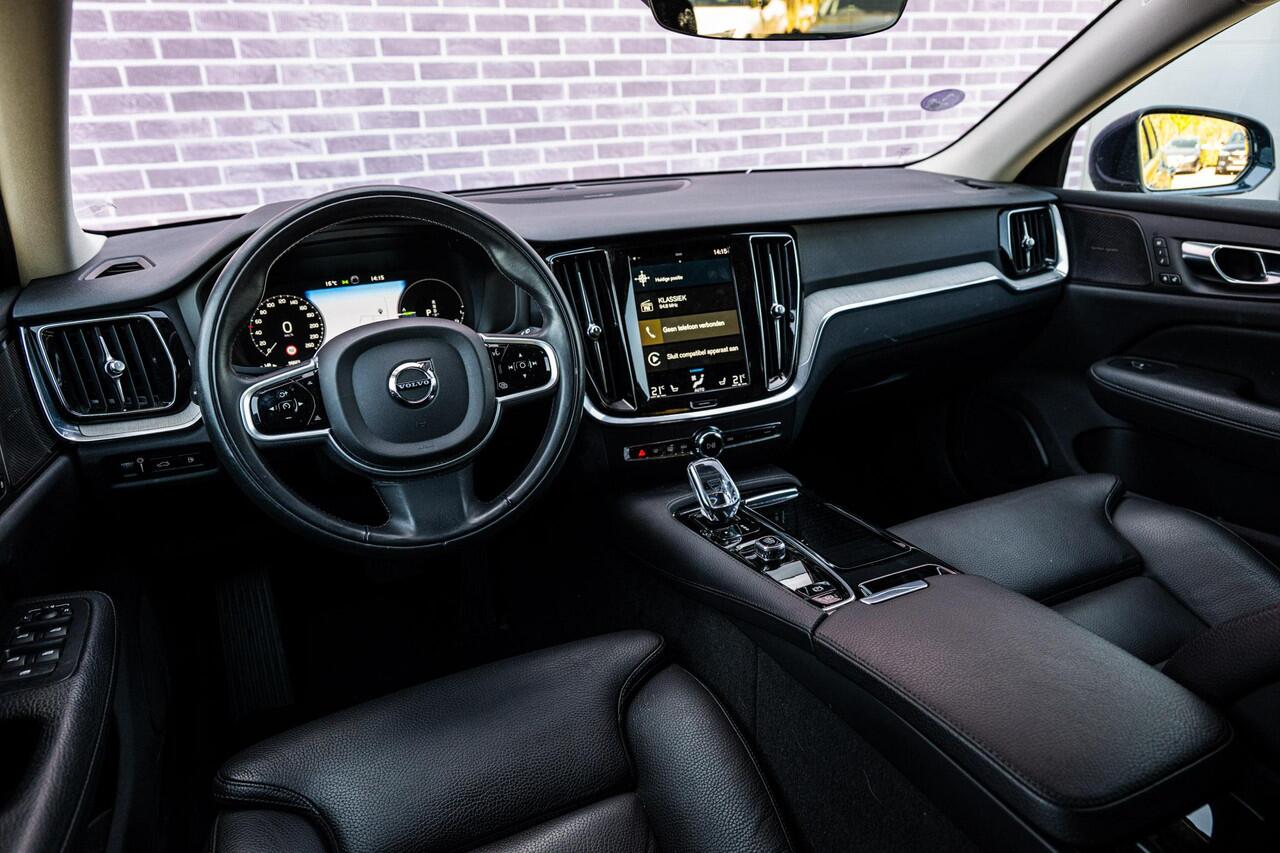 Volvo V60 2.0 T6 Plug-in hybrid AWD Plus Bright | Long Range | Trekhaak | Full LED koplampen | Extra getint glas | Harman/Kardon | Verwarmbare voorruit | Power Seats | Adapt. Cruise Control |