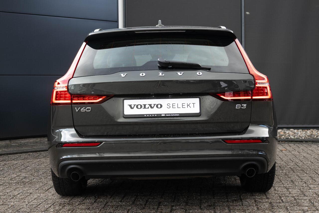 Volvo V60 B3 Essential Edition | Adaptieve Cruise Control | Camera | Stoel en stuurverwarming | DAB+| Lederen bekleding |