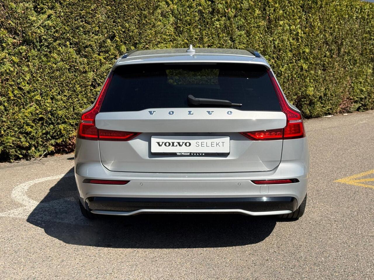 Volvo V60 2.0 B3 Plus Dark
