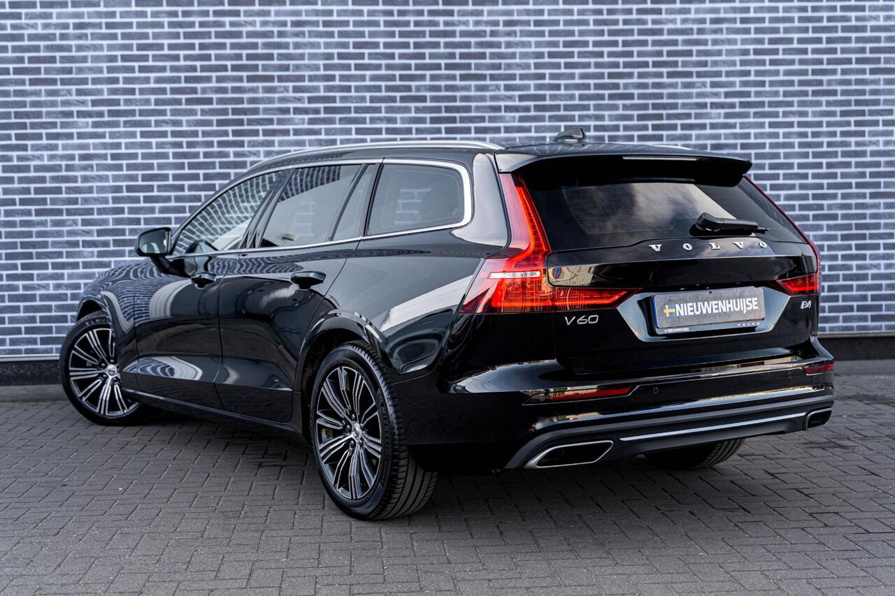 Volvo V60 2.0 B4 Plus Bright | Navigatie | Apple Carplay | Android Auto | Lederen Bekleding | Stoelverwarming | Achteruitrijcamera | Parkeersensoren | Lichtmetalen Velgen | Keyless Entry | Elektrische Achterklep