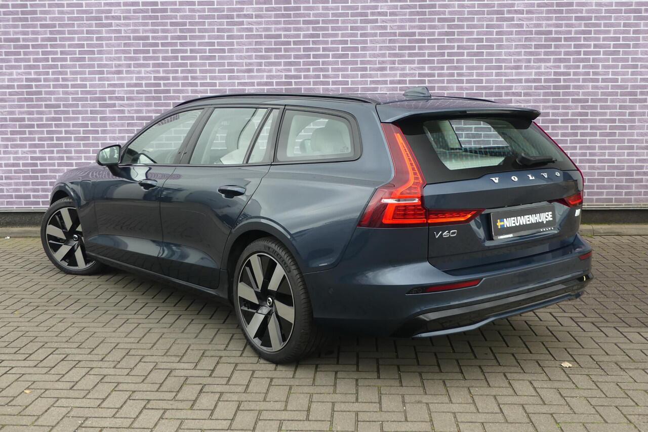 Volvo V60 T6 Recharge AWD Ultimate Dark Long Range | Head-up Display | Panoramadak | 360 camera | Elektrische stoelverstelling met geheugen | Google Maps navigatie