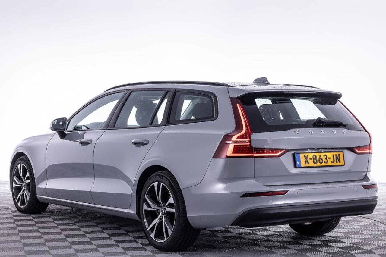 Volvo V60 2.0 B3 Essential Edition Automaat | CARPLAY | Full LED | CAMERA