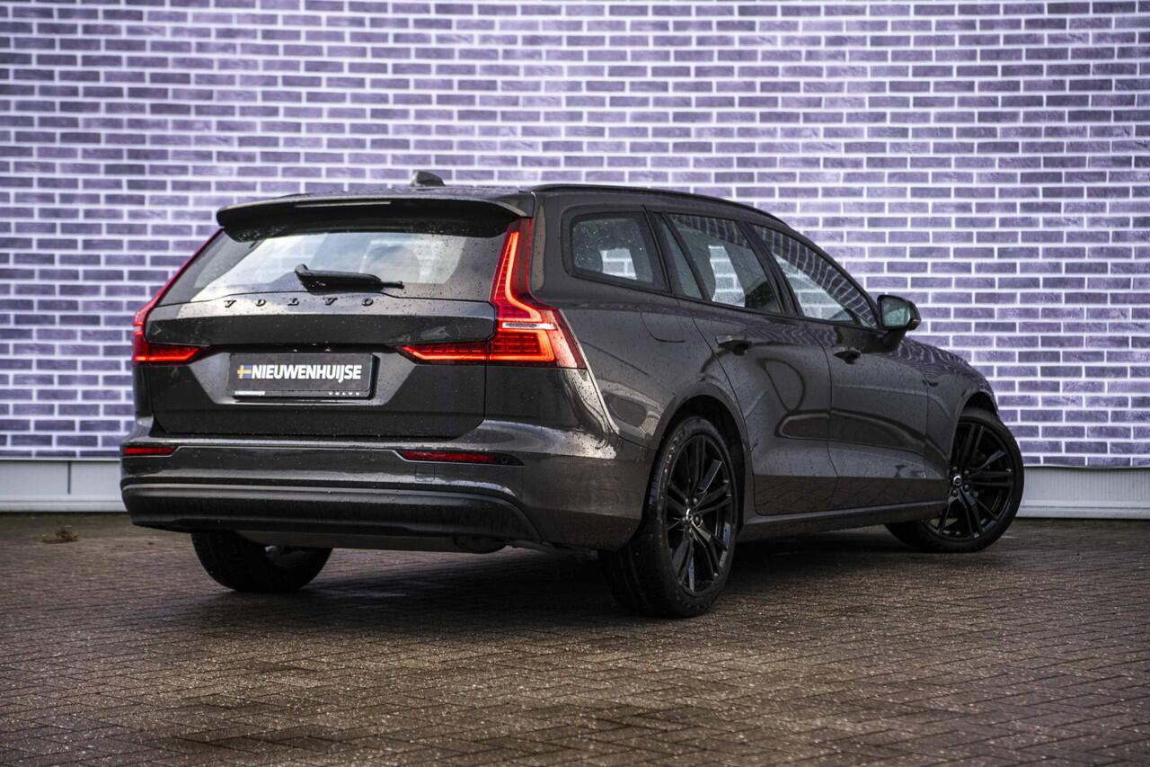 Volvo V60 2.0 B3 Essential Edition | Sport Pack | 19" Black Edition Velgen | Leder | Adaptieve Cruise Control | Stoelverwarming | Park Assist |