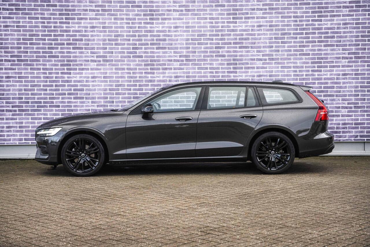 Volvo V60 2.0 B3 Essential Edition | Sport Pack | 19" Black Edition Velgen | Leder | Adaptieve Cruise Control | Stoelverwarming | Park Assist |
