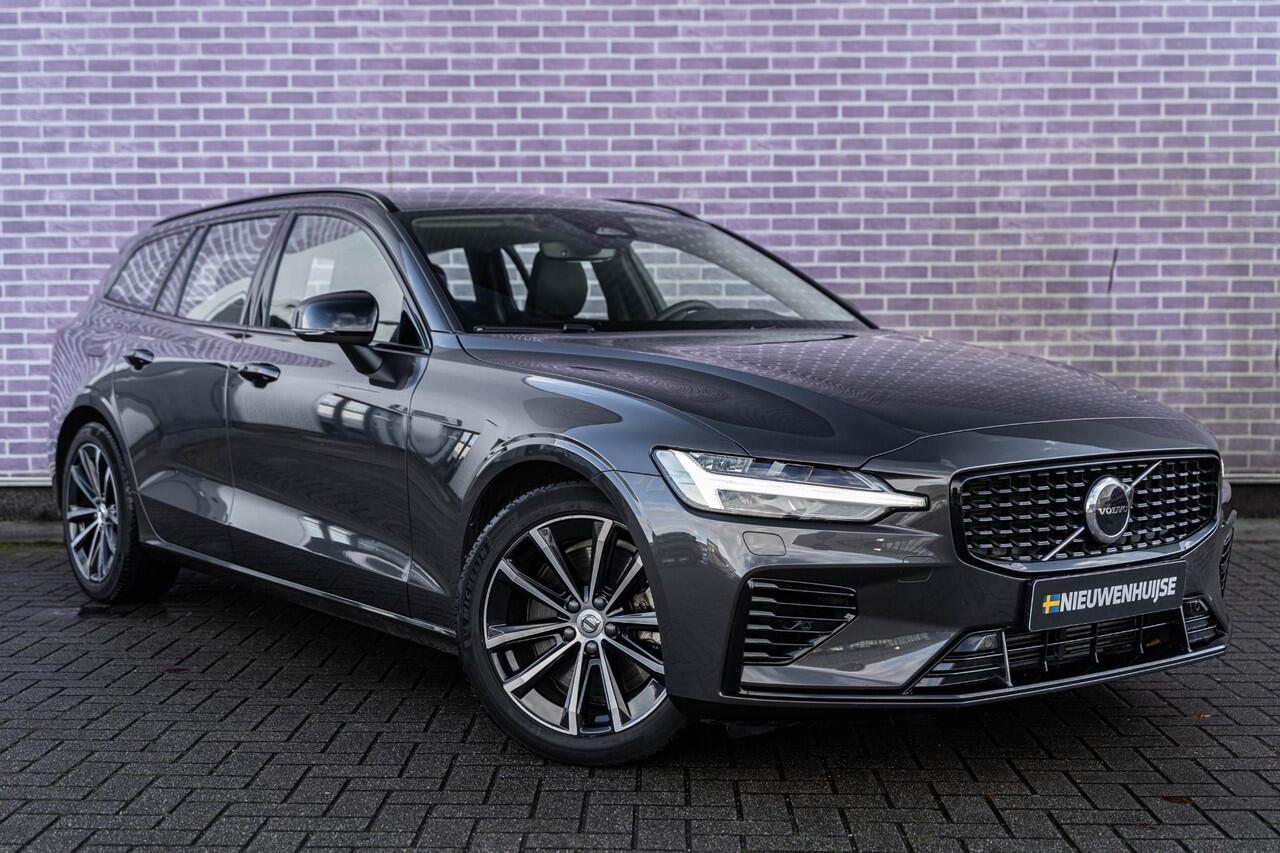 Volvo V60 2.0 T6 Plug-in hybrid AWD Plus Dark | Stuurverwarming | Adaptive Cruise Control | Stoelverwarming Voor + Achter | Keyless Entry | Parkeercamera | Carplay | Volvo On Call |