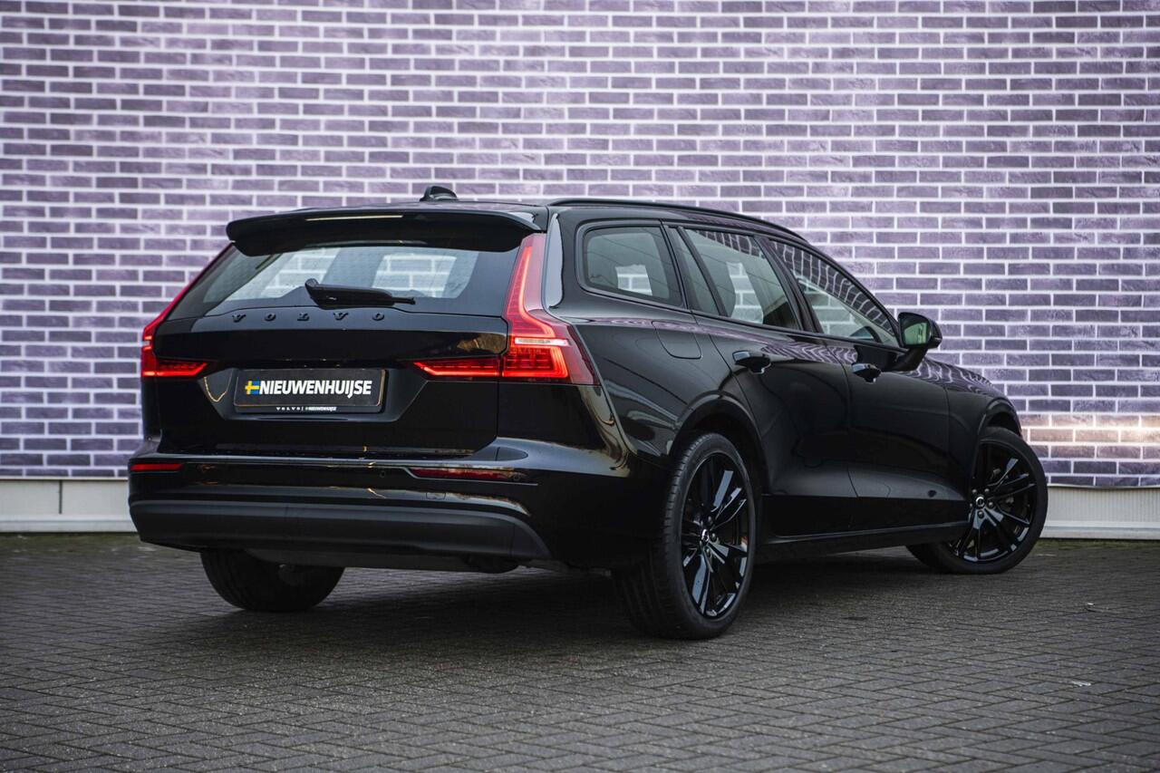 Volvo V60 2.0 B3 Essential Edition | Sport Pack | 19" Black Edition Velgen | Leder | Adaptieve Cruise Control | Stoelverwarming | Park Assist |