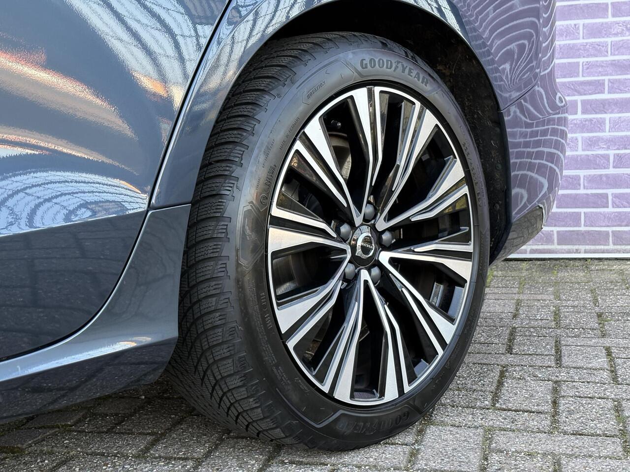 Volvo V60 2.0 T6 Plug-in hybrid AWD Plus Bright | Google auto | Harman/Kardon | Adaptieve cruise | Memory | Stoelventilatie voor | Stoelverwarming V+A | Stuurverwarming | Keyless entry/start | Adaptieve cruise control |
