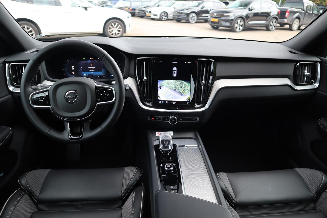 Volvo V60 2.0 B3 Plus Dark