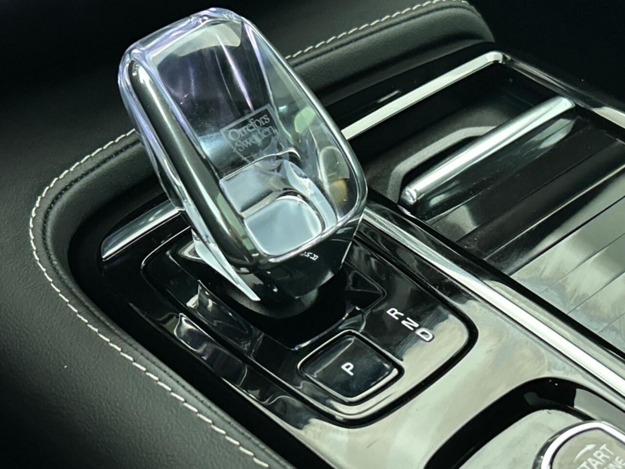 Volvo V60 2.0 T6 Dark | Panorama Dak | 360 Camera | Trekhaak | BLIS |