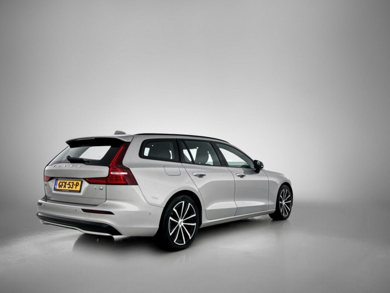 Volvo V60 2.0 T6 Plus | trekhaak | Panorama Dak | 360 Camera |