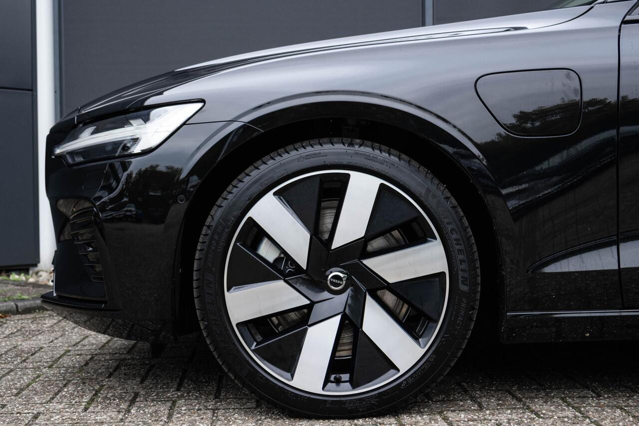 Volvo V60 T8 Automaat Plug-in hybrid AWD Ultra Dark | Massagestoelen | Elektrische trekhaak | Geventileerde stoelen | Bowers & Wilkins Hifi | 360 Camera