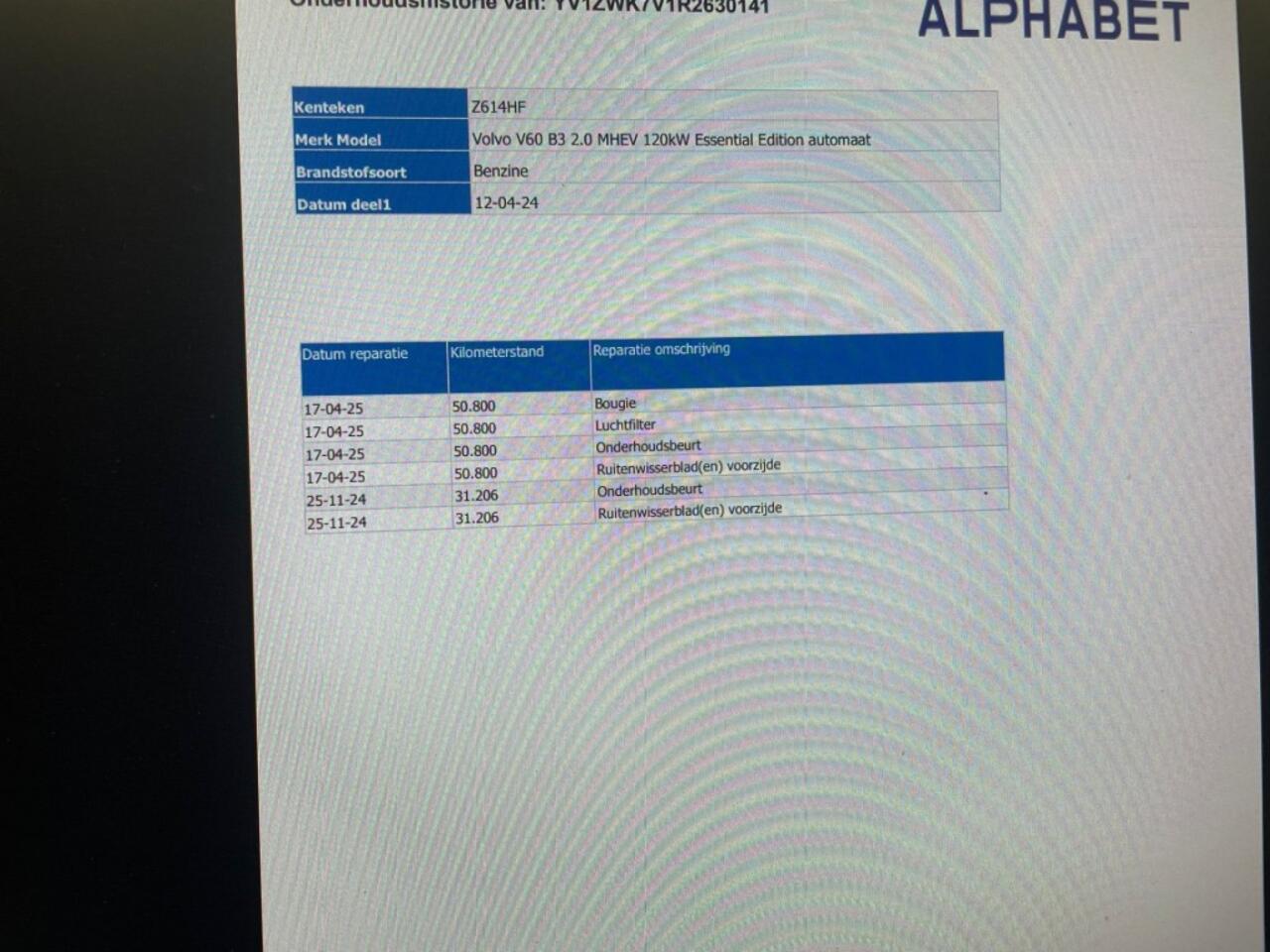 Volvo V60 2.0 B3 Essential Edition Automaat - Carplay, Navi, Camera, Leer, Afn.Trekhaak