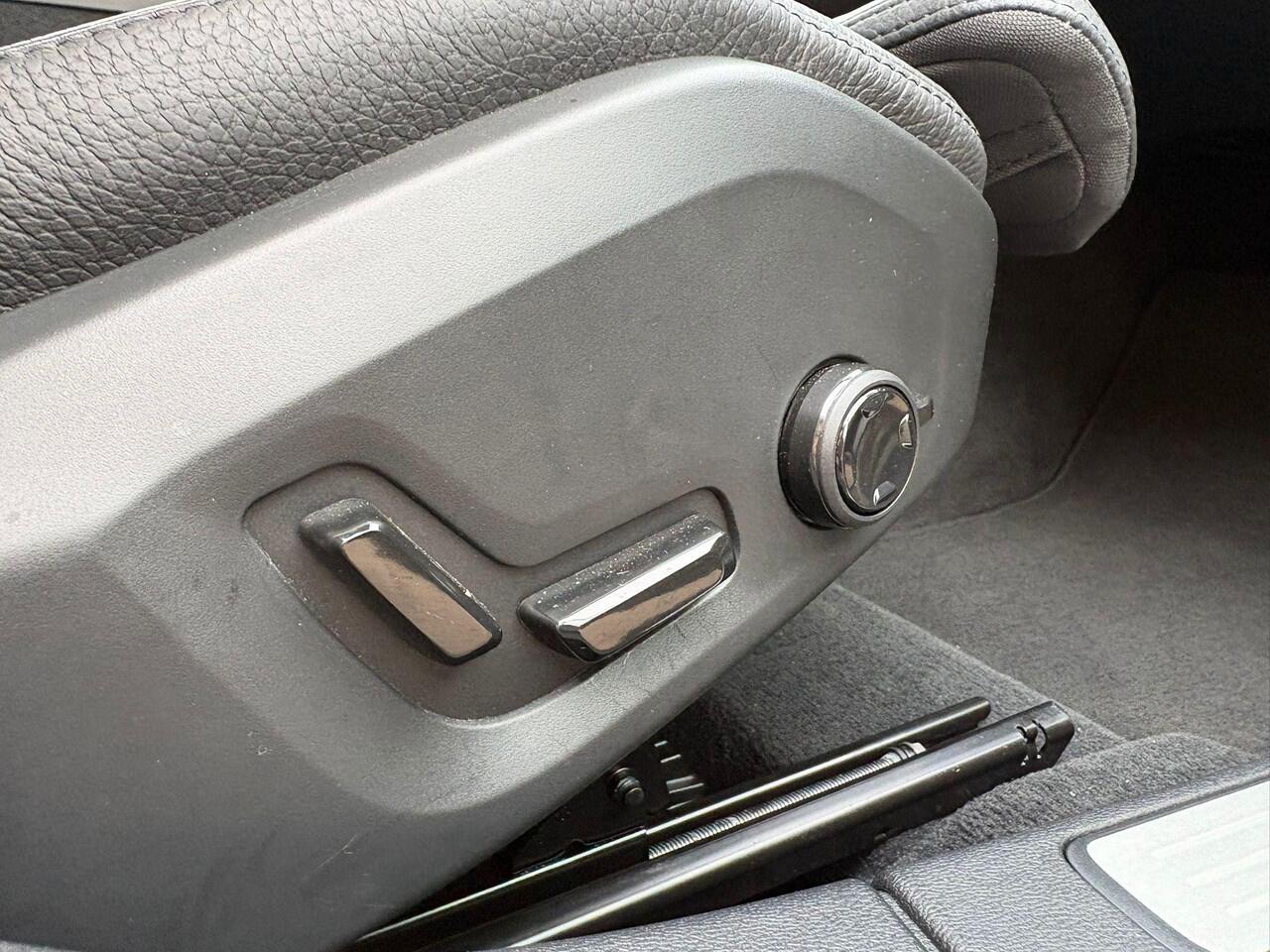 Volvo V60 B4 Core | Trekhaak | Camera | Adaptive Cruise control | Leder |