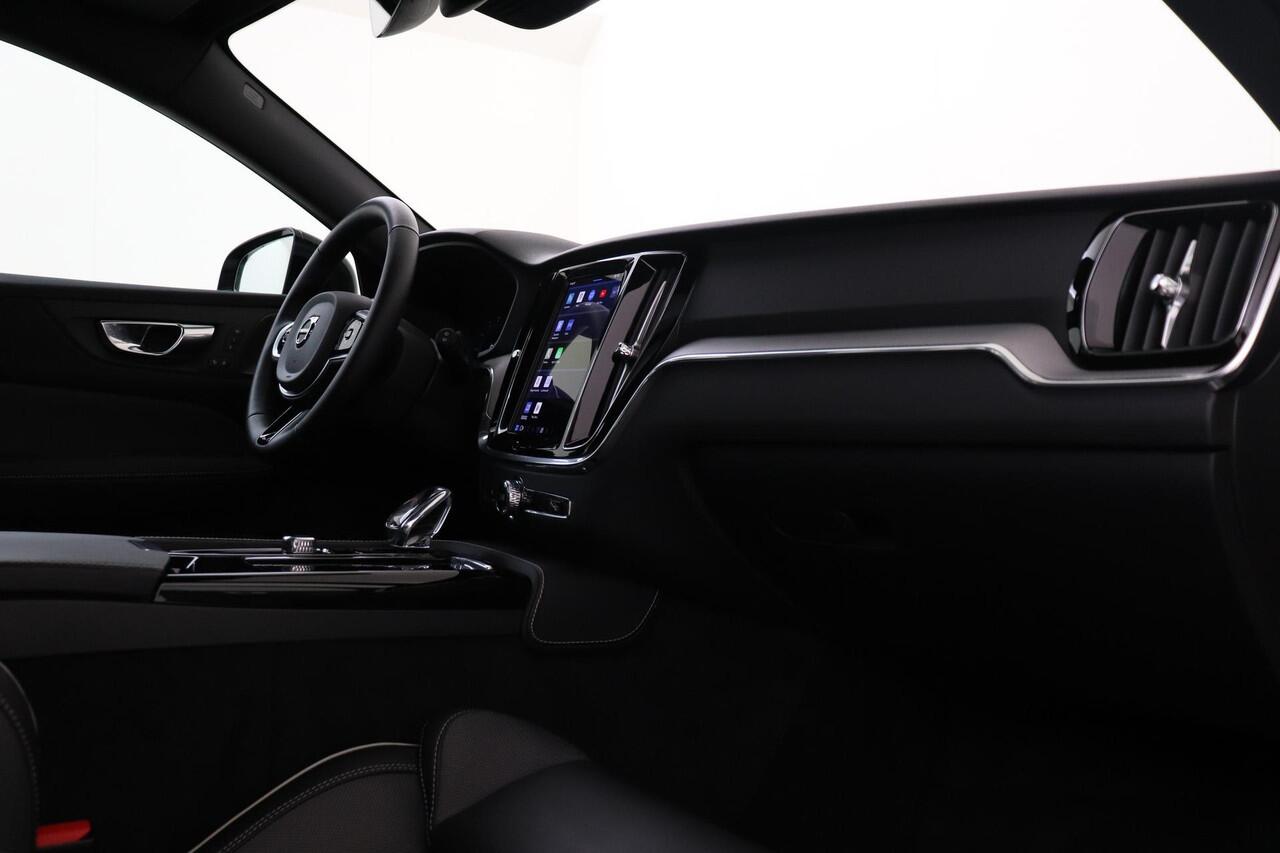 Volvo V60 T6 PLUG-IN HYBRID PLUS DARK -PANO.DAK|HARMAN/KARDON|360°CAM|BLIS|TREKHAAK