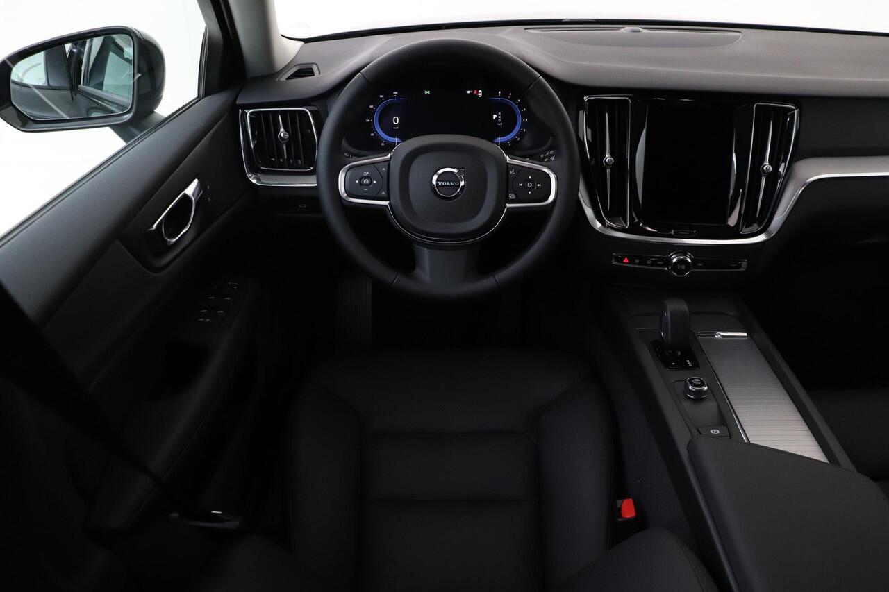 Volvo V60 B3 (M-HYBRID) ESSENTIAL -LEDER|ADAP.CRUISE|BLIS|CLIMATE|18"|CAMERA