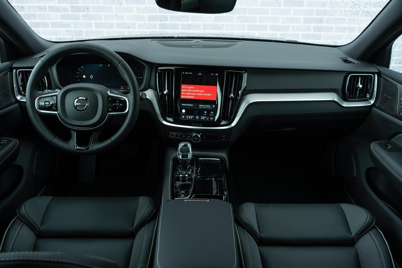 Volvo V60 T6 AWD 350 PK Plug-in hybrid Plus Dark | Extra getint glas | Verw.stoelen V+A | Parkeercamera | 19" 5-Triple Spaaks Black | Nappa Leder / Open Grid