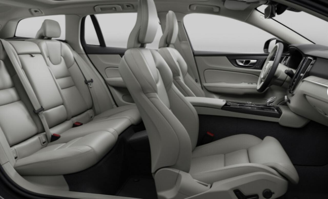 Volvo V60 T6 350PK Automaat AWD Ultra Bright / Massage stoelen / Long Range / 360 Camera / Harman Kardon audio / Head-up display / Panorama dak / Apple carplay / Android auto /