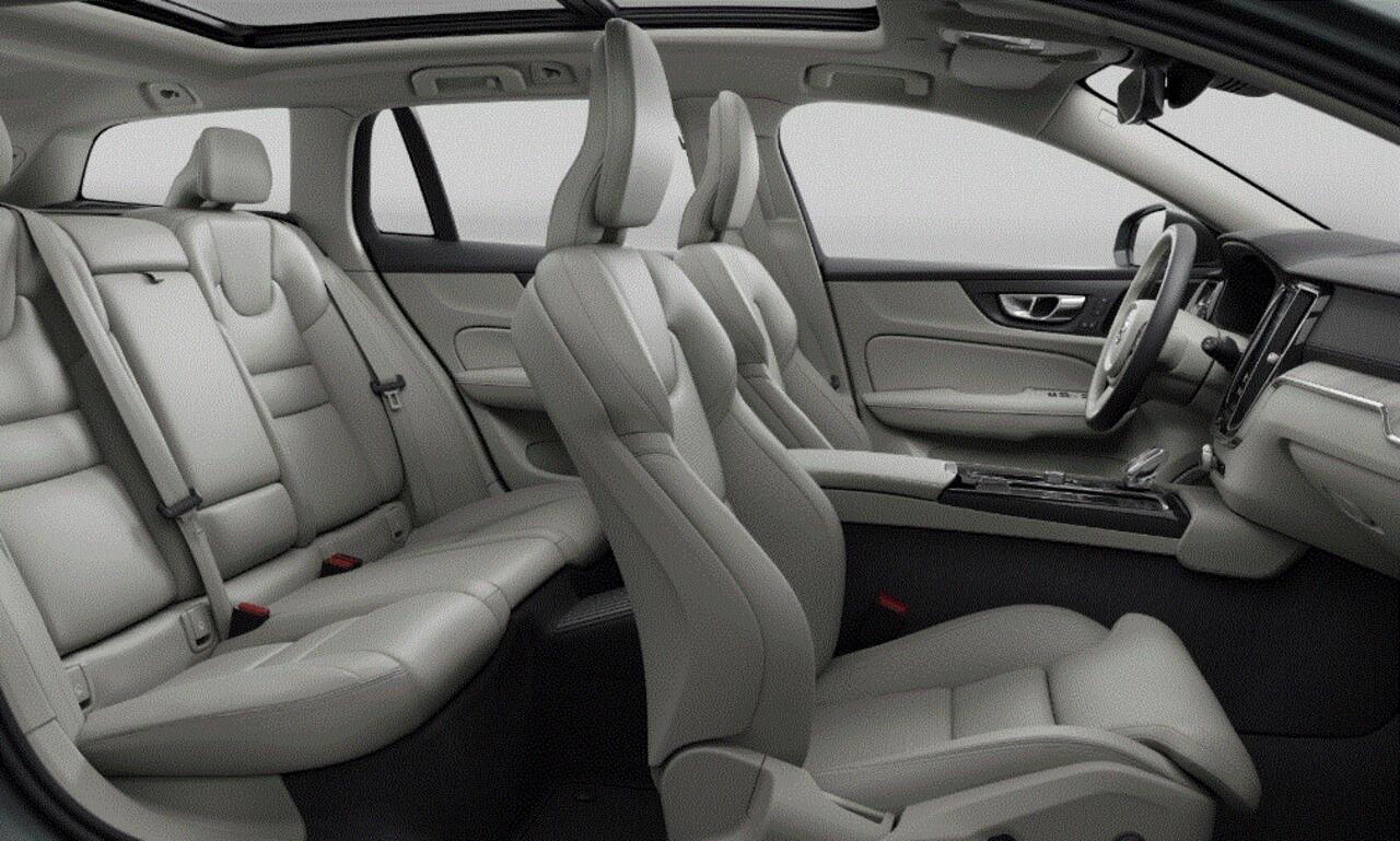 Volvo V60 T6 350PK Automaat Plug-in Hybrid AWD Ultra Bright / Navigatie / Head Up Display / 360 Camera / Harman Kardon / Panorama Dak / Massage Stoelen /