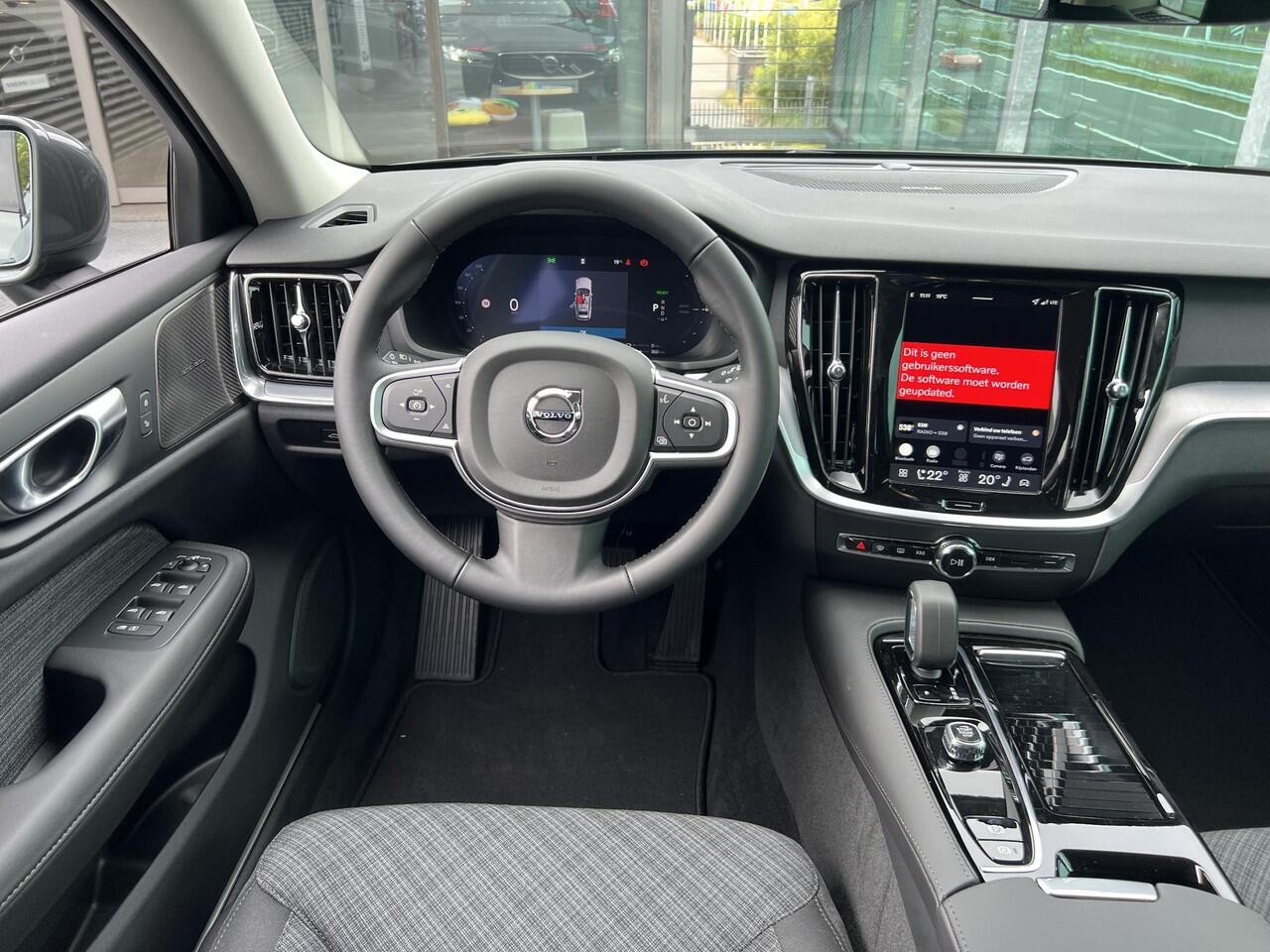 Volvo V60 2.0 T6 Plug-in hybrid AWD Business Edition