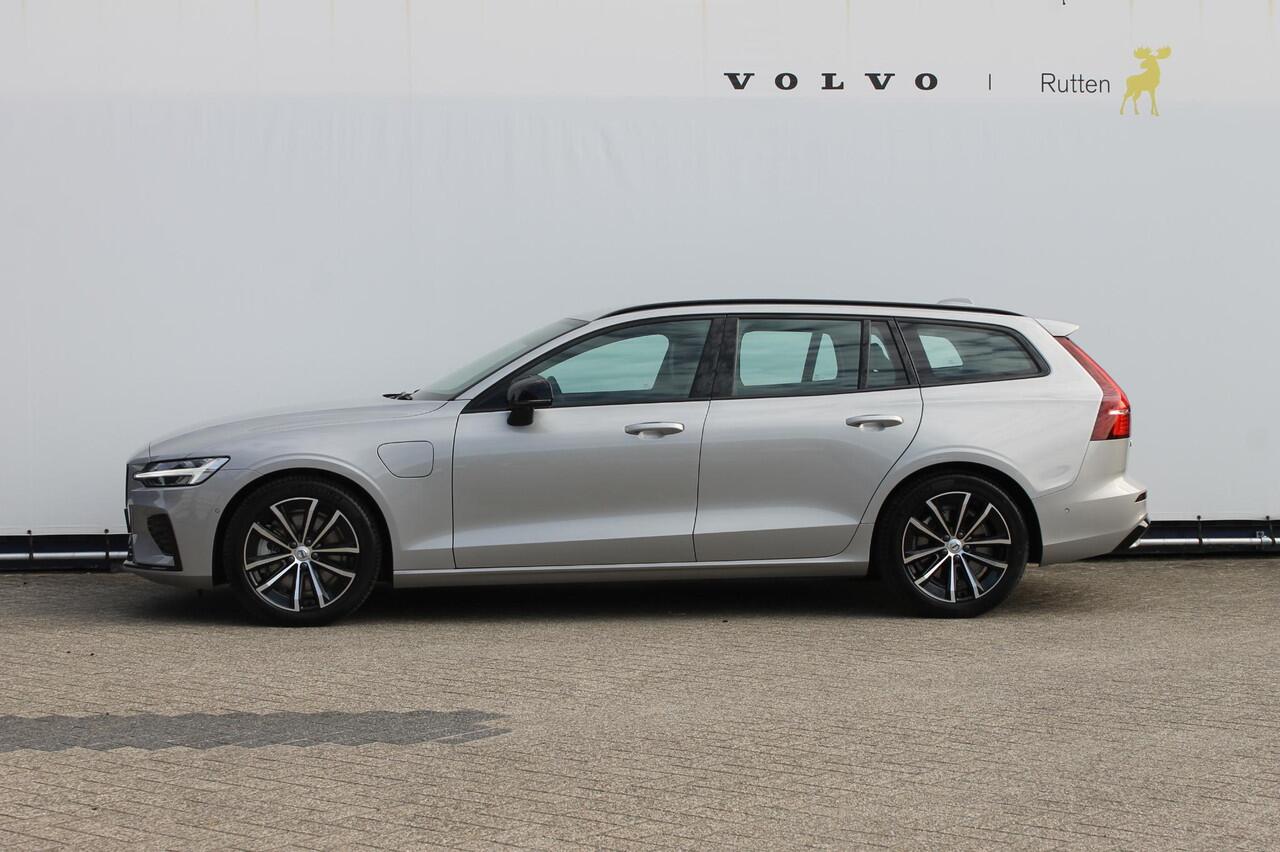 Volvo V60 T6 350PK Autm. Plug-in hybrid AWD Plus Dark Long Range / Google infotainment / Semi elekrisch wegklapbare trekhaak / Verwarmbare voorruit / Elektrisch bedienbare voorstoelen met geheugen / Verwarmbare voorstoelen