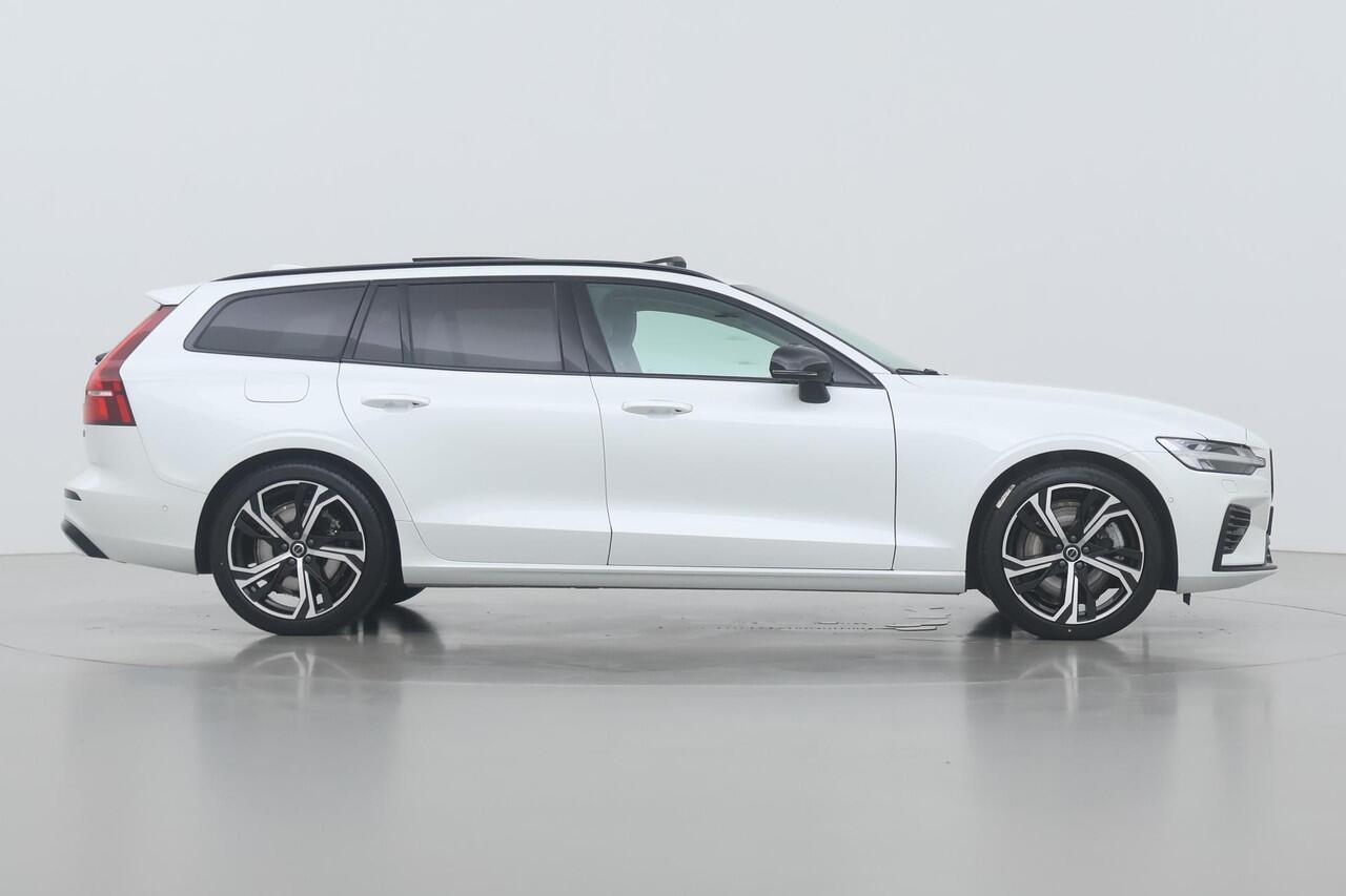 Volvo V60 T8 Plug-in hybrid Ultra Dark | Bowers&Wilkins | Massage | Head-Up | ACC | Panoramadak | 360° Camera
