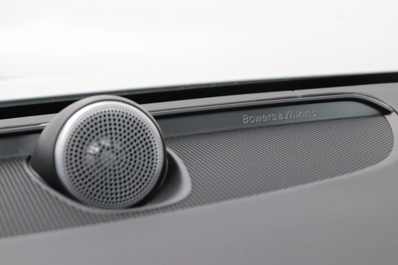 Volvo V60 T8 Plug-in hybrid Ultra Dark | Bowers&Wilkins | Massage | Head-Up | ACC | Panoramadak | 360° Camera