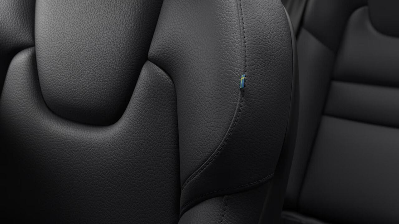 Volvo V60 2.0 B4 Essential | Verwacht Dec. 2025 | Adaptieve Cruise Control | Dodehoekwaarschuwing | Stoelverwarming V+A | Stuurwielverwarming | Parkeersensoren V+A | Achteruitrijcamera