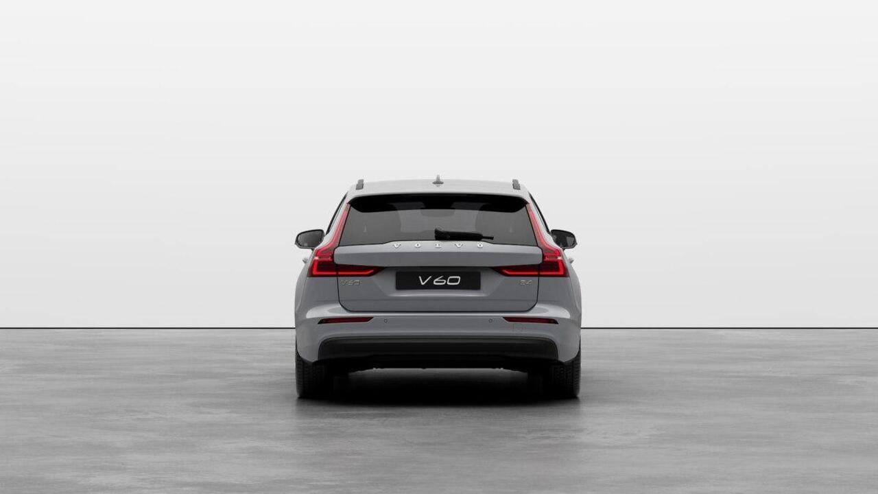 Volvo V60 B4 Essential Edition | Dec. 2025 Leverbaar | Adaptieve Cruise Control | BLIS | Parkeersensoren en Camera | Zwarte Hemel | Climate Pack | Zwart Lederen Interieur | Extra Getint Glas |