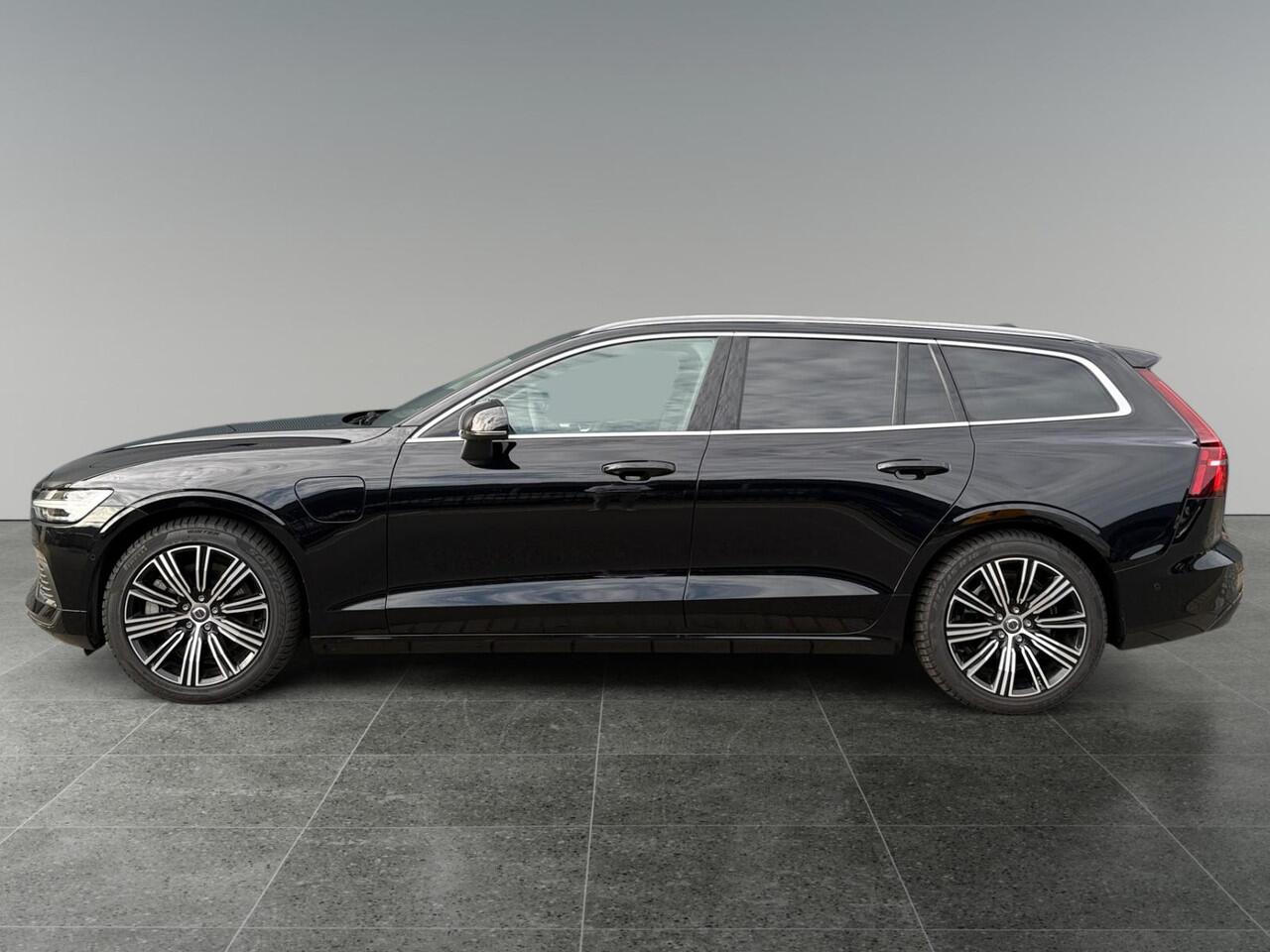 Volvo V60 2.0 T8 Plug-in hybrid AWD Plus Bright | Panoramadak | Head-up Display | Harman/Kardon Audio | Extra getint glas |