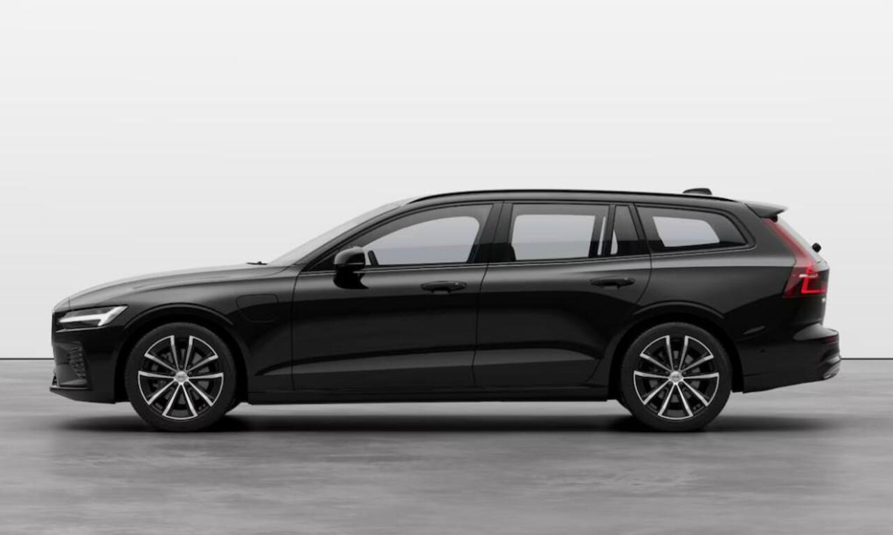 Volvo V60 2.0 T8 Plug-in hybrid AWD Ultra Dark Performance Edition | Polestar Tuning | Black Pack | Panoramadak | 360 Camera | Head Up Display | Lighting Pack |