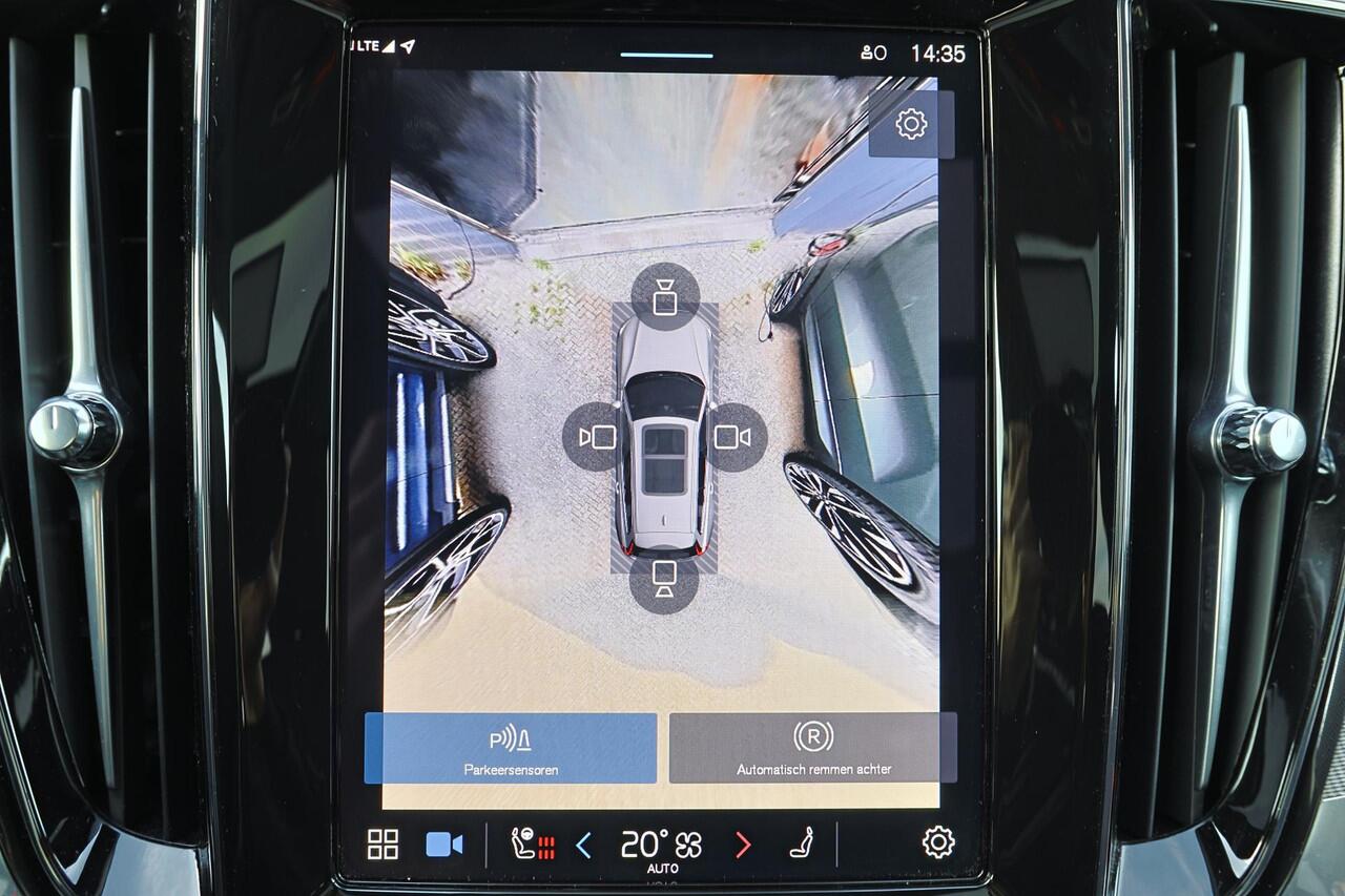 Volvo V60 T6 Recharge AWD Plus Dark - Panorama/schuifdak - IntelliSafe Assist & Surround - 360º Camera - Harman/Kardon audio - Adaptieve LED koplampen - Verwarmde voorstoelen, stuur & achterbank - Parkeersensoren voor & achter - Elektr. bedienb. voorstoelen met geh