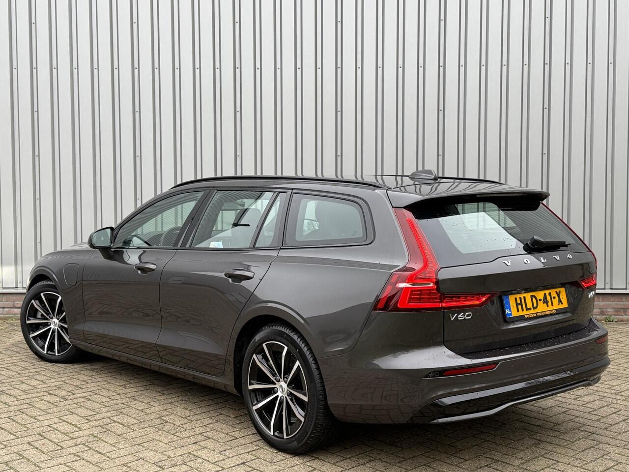 Volvo V60 2.0 T6 Plug-in hybrid AWD Plus Dark