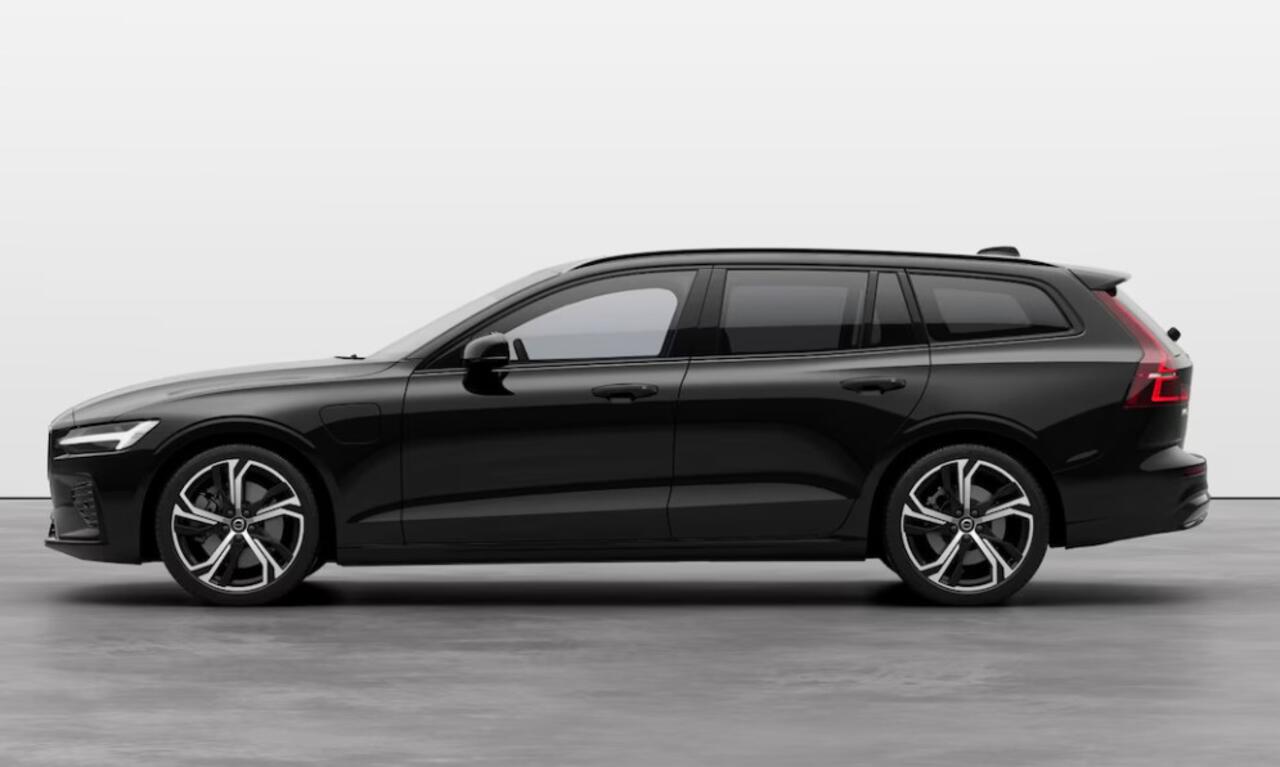 Volvo V60 T8 Plug-in hybrid AWD Plus Dark | Schuif-/Kanteldak | Harman Kardon Audio | Adaptive Cruise Control | Achteruitrijcamera | Keyless Entry | Elek. Verst. Voorstoelen