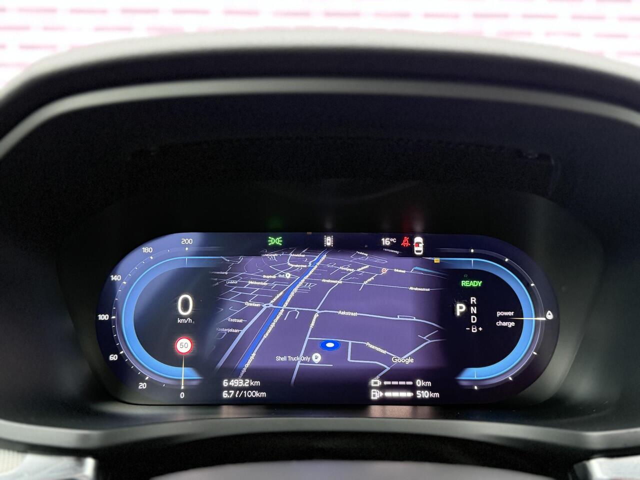 Volvo V60 2.0 T6 Plug-in hybrid AWD Plus Dark | 360° Camera | Stoel en stuurverwarming | Trekhaak | Adaptieve cruise control | Harman/Kardon audio | BLIS dodehoekdetectie |