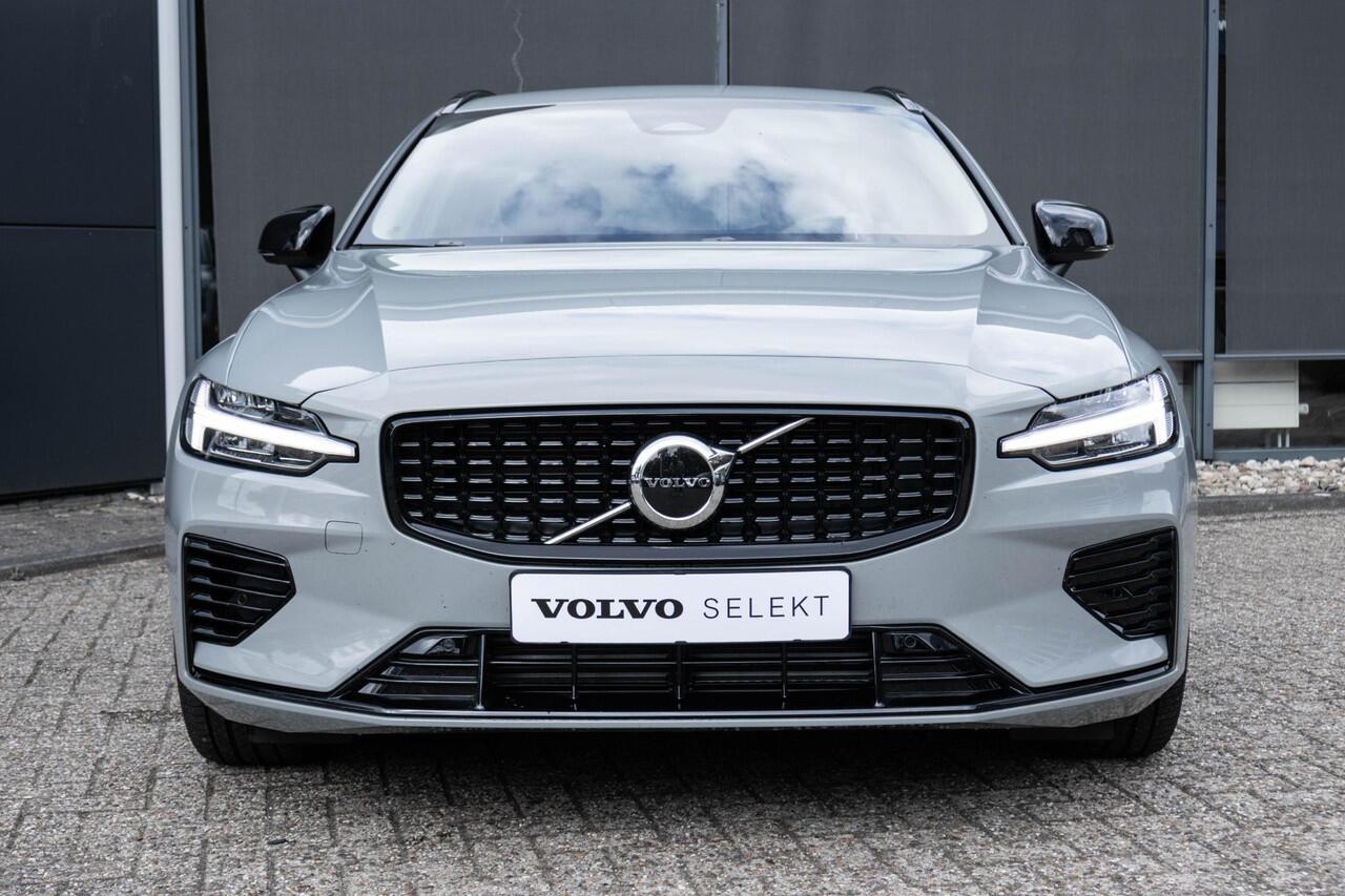 Volvo V60 T6 Plug-in hybrid AWD Plus Dark | Google Navigatie | Moritz lederen interieur | Elektrische stoelen voor met memory | Harman Kardon premium Sound | Parkeercamera | Adaptive Cruise Control | BLIS | Keyless |
