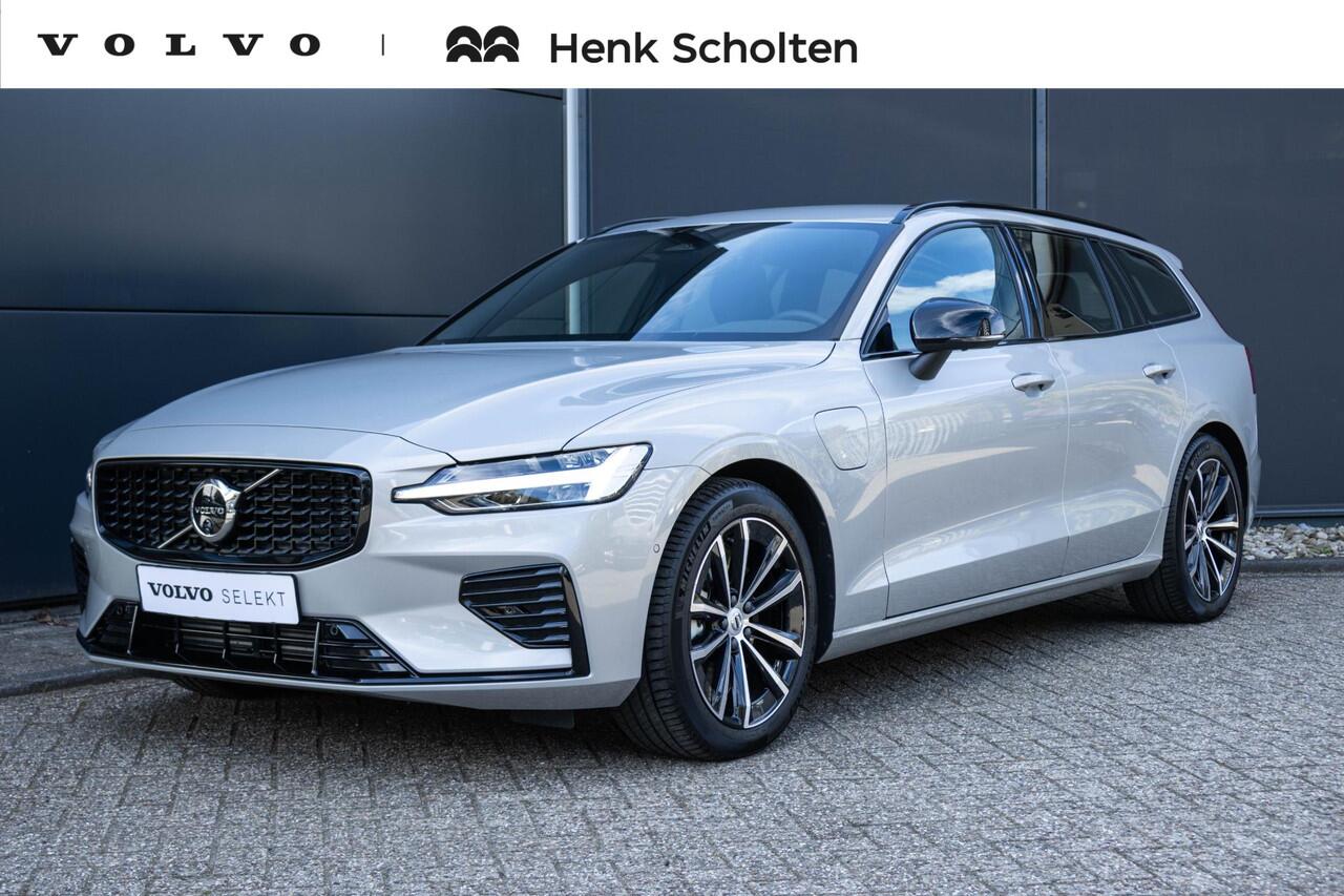 Volvo V60 T6 Plug-in hybrid AWD Plus Dark | Trekhaak | Rondom zichtcamera | Verwarmbare voorruit | Verwarmbare voorstoelen, achterbank en stuurwiel | Premium audio by Harman Kardon | Keyless |