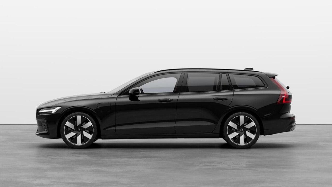 Volvo V60 T8 Plug-in hybrid AWD Ultra Perf. Ed. Dark | Dec. 2025 Leverbaar | Bowers & Wilkins Premium Sound | Massage | 360 Graden Camera | Stoelventilatie | Panoramisch Schuif-/Kanteldak | Adaptieve Cruise Control | BLIS | Keyless | Polestar Performance |