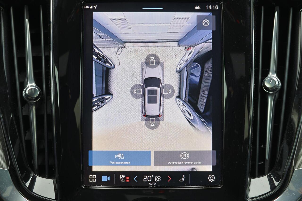 Volvo V60 T6 Recharge AWD Plus Dark - IntelliSafe Assist & Surround - 360º Camera - Harman/Kardon audio - Adaptieve LED koplampen - Verwarmde voorstoelen, stuur & achterbank - Parkeersensoren voor & achter - Elektr. bedienb. voorstoelen met geheugen - Extra getint 