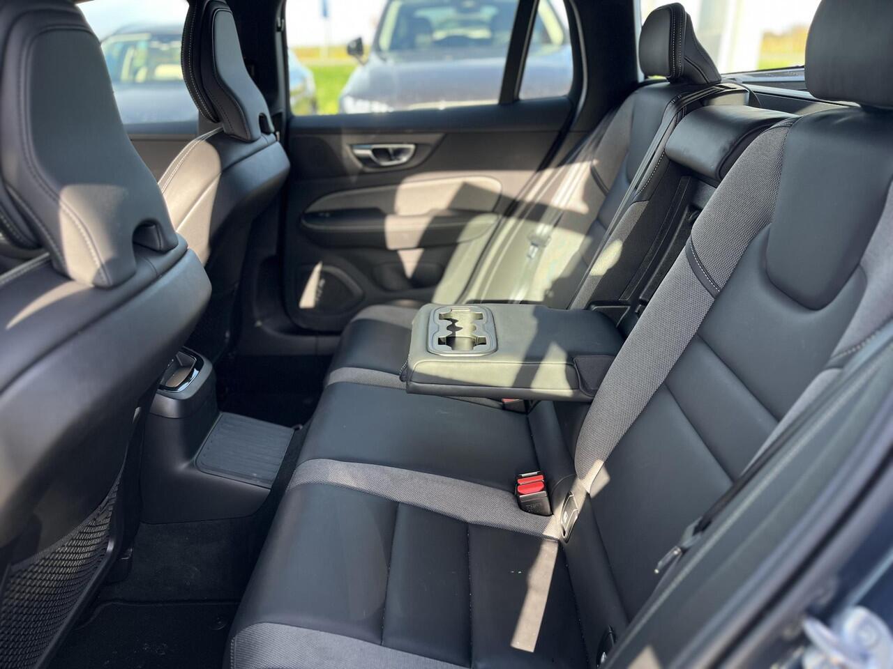 Volvo V60 T6 Plug-in hybrid AWD Plus Dark | Harman / Kardon | Memoryseats | 360 Graden Camera |