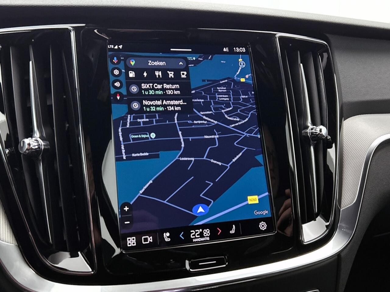 Volvo V60 2.0 T6 AWD Plus Dark | Trekhaak | 360° Camera | Harman\Kardon |