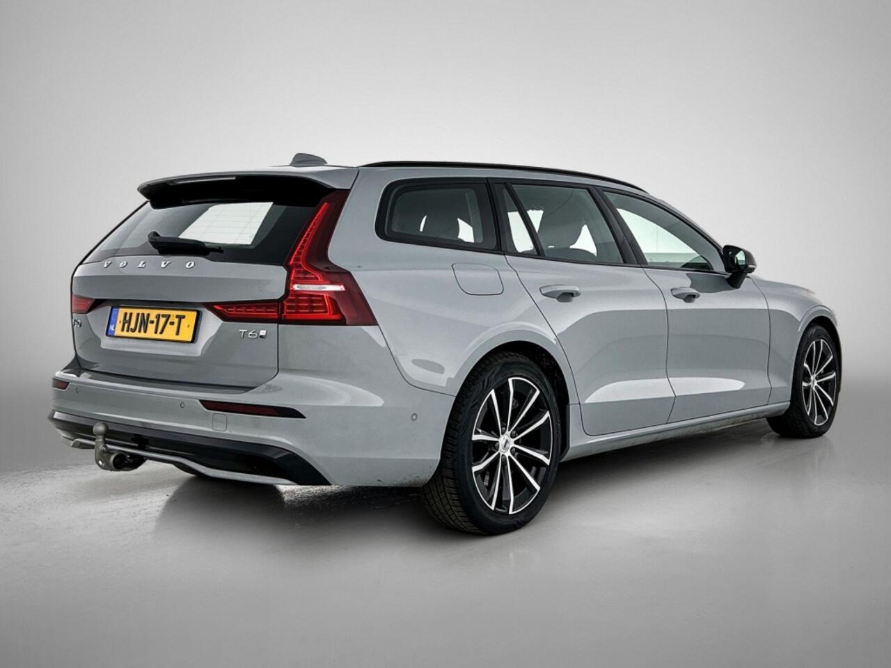 Volvo V60 T6 Dark | Trekhaak | 360* | Sport leder | BLIS | Pilot Assist |