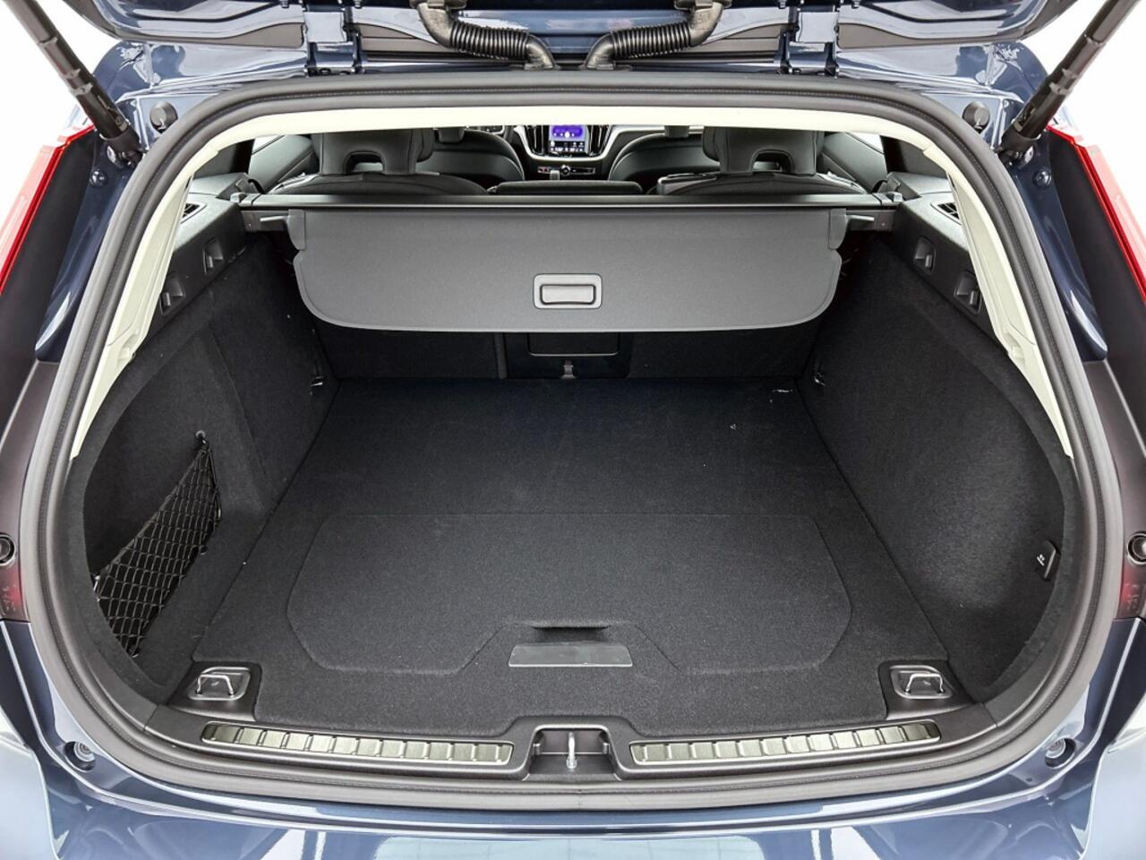 Volvo V60 V60 T6 Twin Engine Business | ACTIE | van 58.790 voor 54.676