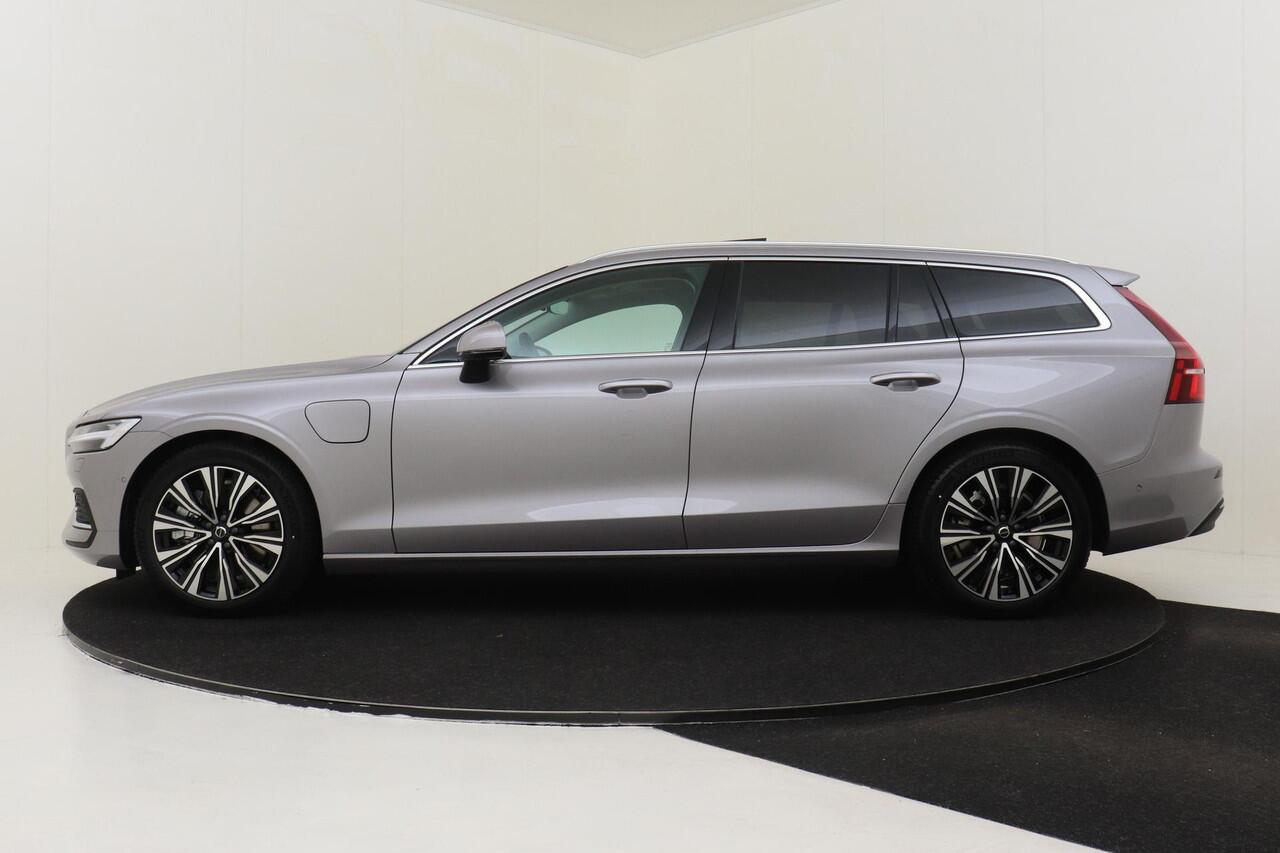 Volvo V60 T6 PLUG-IN HYBRID AWD ULTRA BRIGHT -PANO.DAK|HARMAN/KARDON|360°CAM|POWER-SEATS|HEAD-UP DISP.|PRIVACY.GLAS
