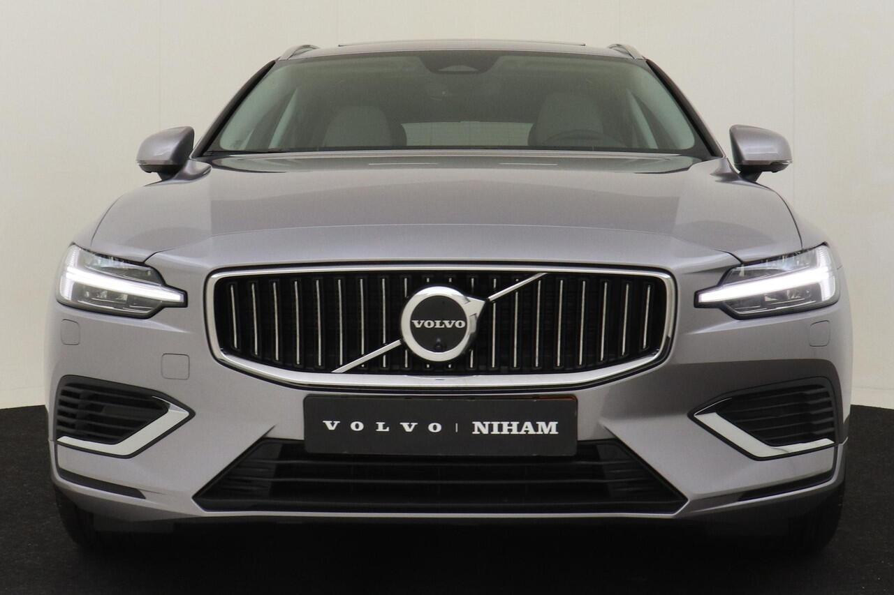 Volvo V60 T6 PLUG-IN HYBRID AWD ULTRA BRIGHT -PANO.DAK|HARMAN/KARDON|360°CAM|POWER-SEATS|HEAD-UP DISP.|PRIVACY.GLAS