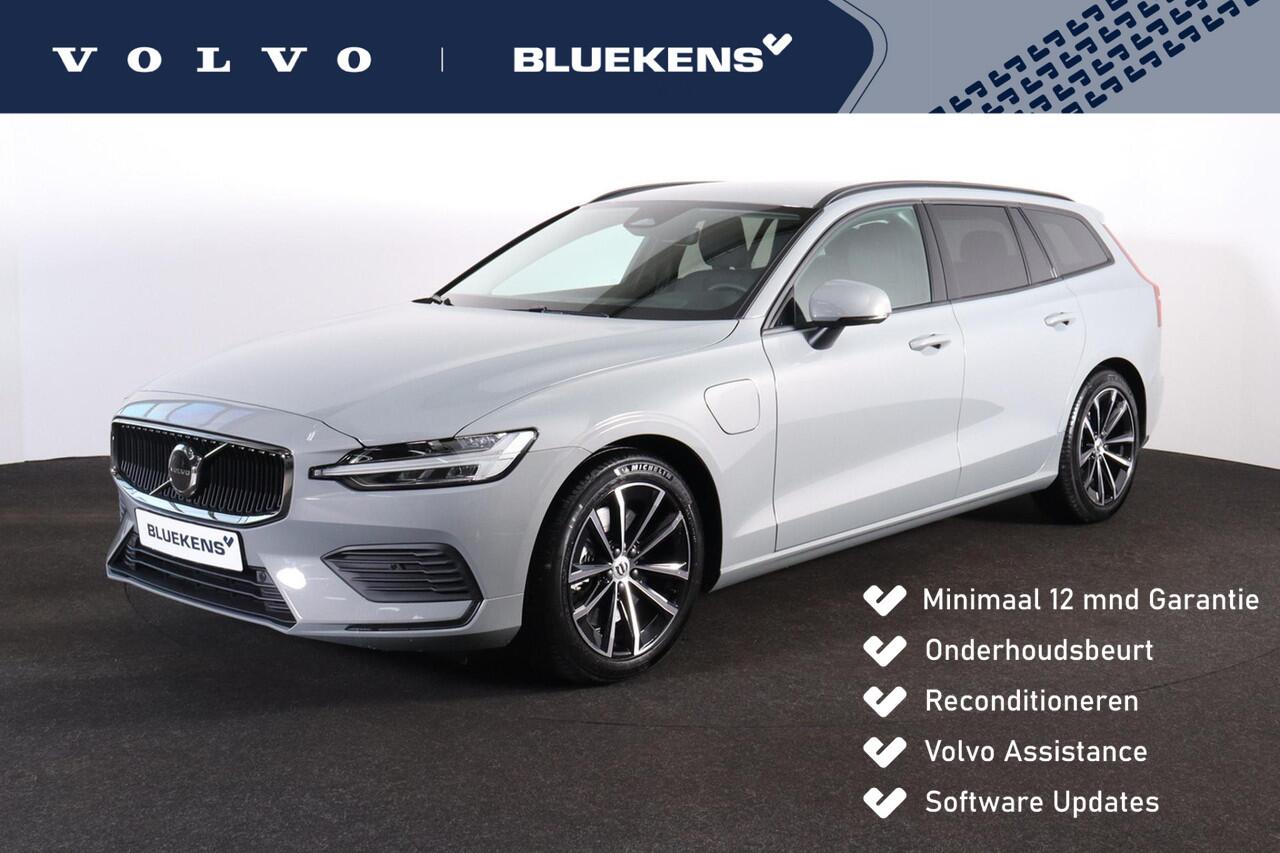 Volvo V60 T6 Recharge AWD Essential - IntelliSafe Assist & Surround - Parkeercamera achter - Verwarmde voorstoelen, stuur & achterbank - Parkeersensoren voor & achter - Extra getint glas - 18' LMV