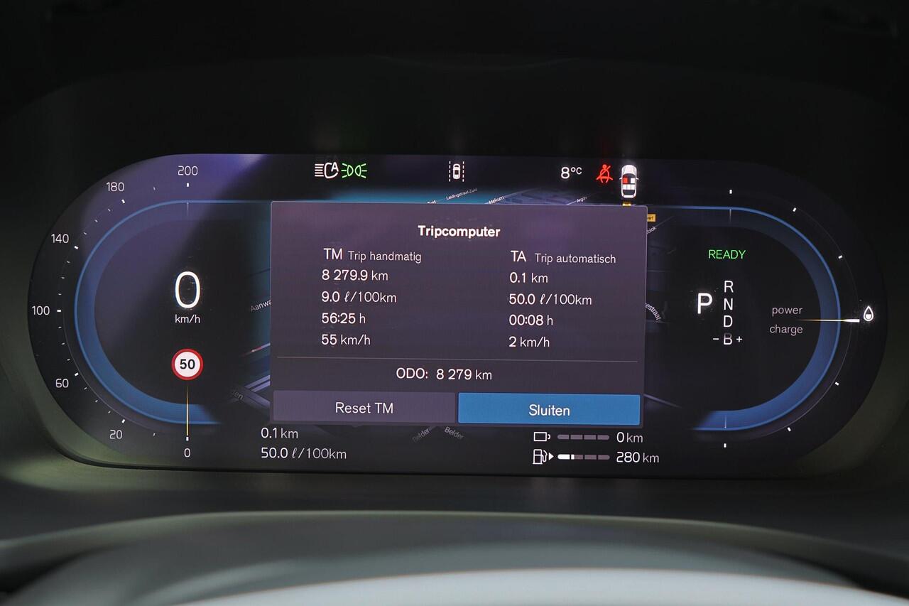 Volvo V60 T6 Recharge AWD Plus Dark - IntelliSafe Assist & Surround - 360º Camera - Harman/Kardon audio - Adaptieve LED koplampen - Verwarmde voorstoelen, stuur & achterbank - Parkeersensoren voor & achter - Elektr. bedienb. voorstoelen met geheugen - Extra getint 